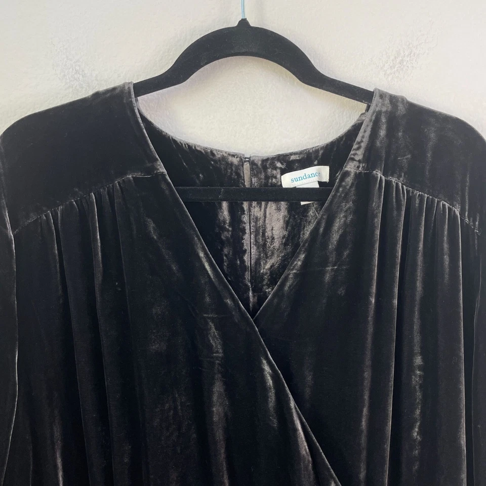 NUEVO Mono Sundance Mujer Grande Aviana Envolvente Terciopelo Gris Humo Foto 3 de 4