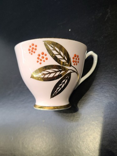 Vintage Dakin English Bone China Tea Set Light Pink Gold Red 17 Piece FREE POST - Picture 15 of 15