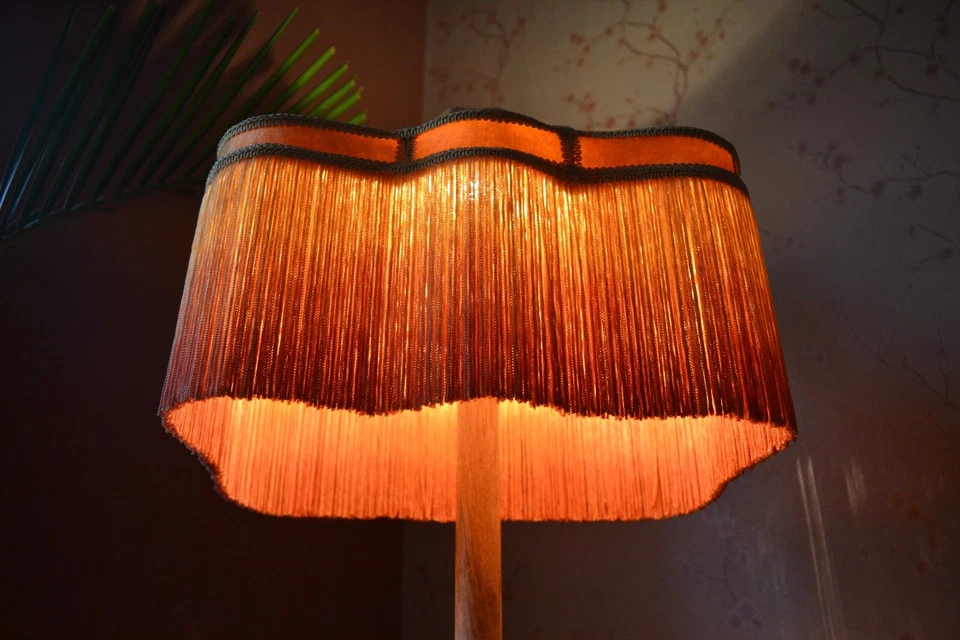 Pantalla cúpula terciopelo amarillo cosido a mano pantalla de mesa pantalla de pie Foto 4 de 4