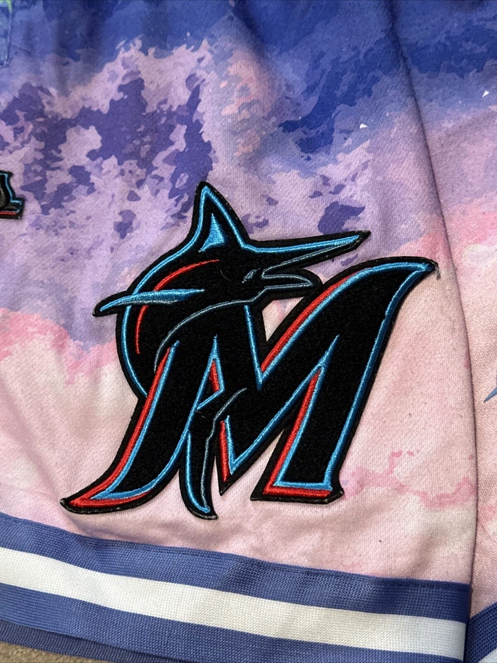 Pro Standard Miami Marlins Team Classic Men's S Multicolor Basketball Shorts. - Image 2 of 4