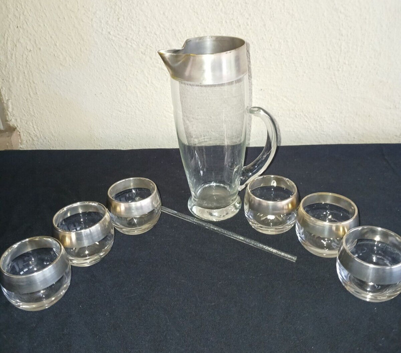 1960's Dorothy Thorpe Martini Pitcher, Roly-Poly Glasses, & Stirrer
