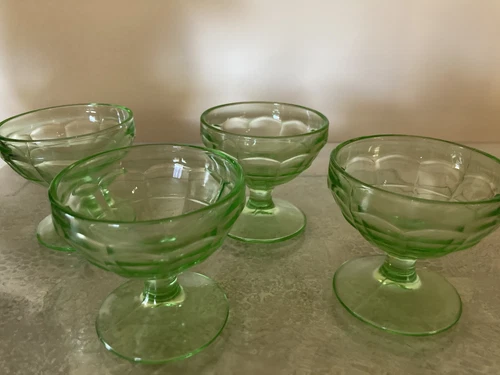 VINTAGE HAZEL ATLAS COLONY GREEN SHERBET DISHES (4)  3" tall