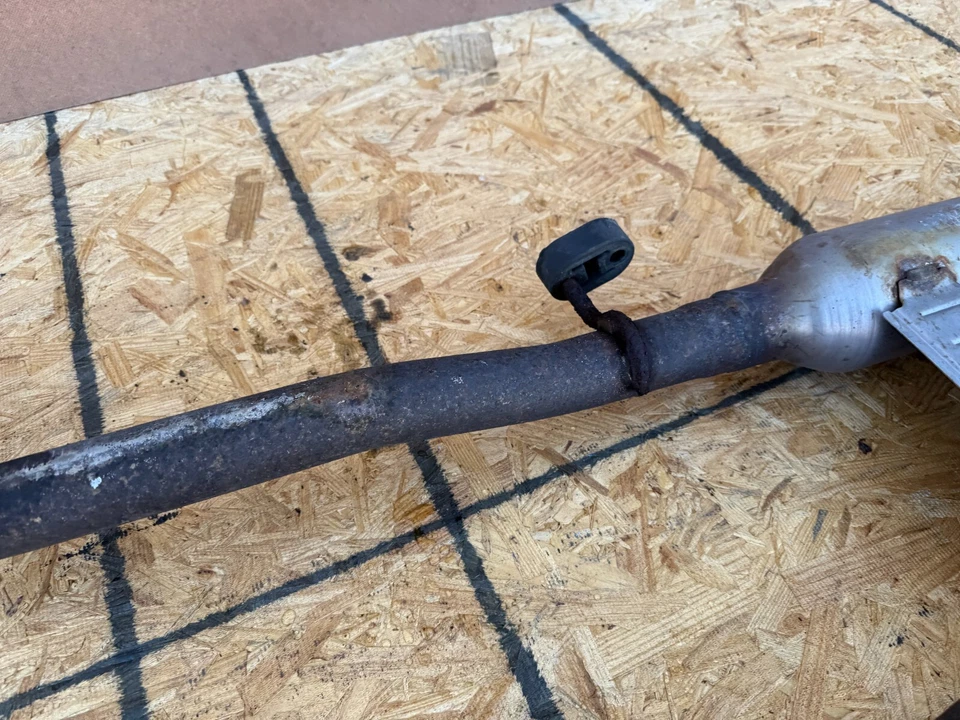 INFINITI M56 M37 M35H Q70 2011-2019 OEM SILENCIADOR ESCAPE TUBO MÉDIO CONJUNTO - Imagem 4 de 4