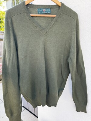 Vintage Alan Paine Men's Pure Camel Hair Sweater V-Neckline