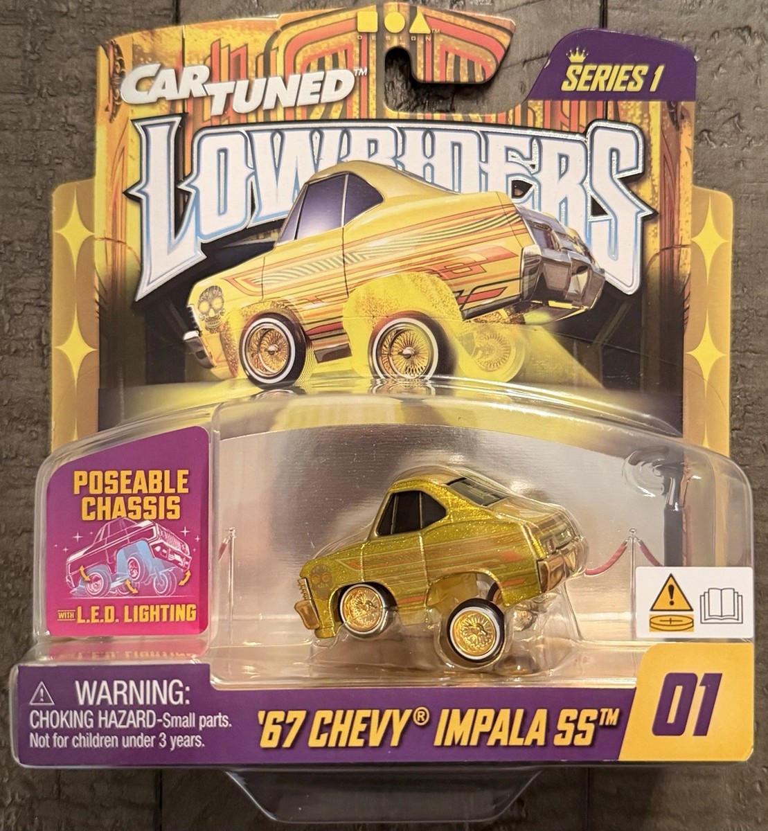 ミニカー CAR TUNED LOWRIDERS Car Tuned Lowriders '67 Chevy Impala SS #01 Series 1 With Poseable
