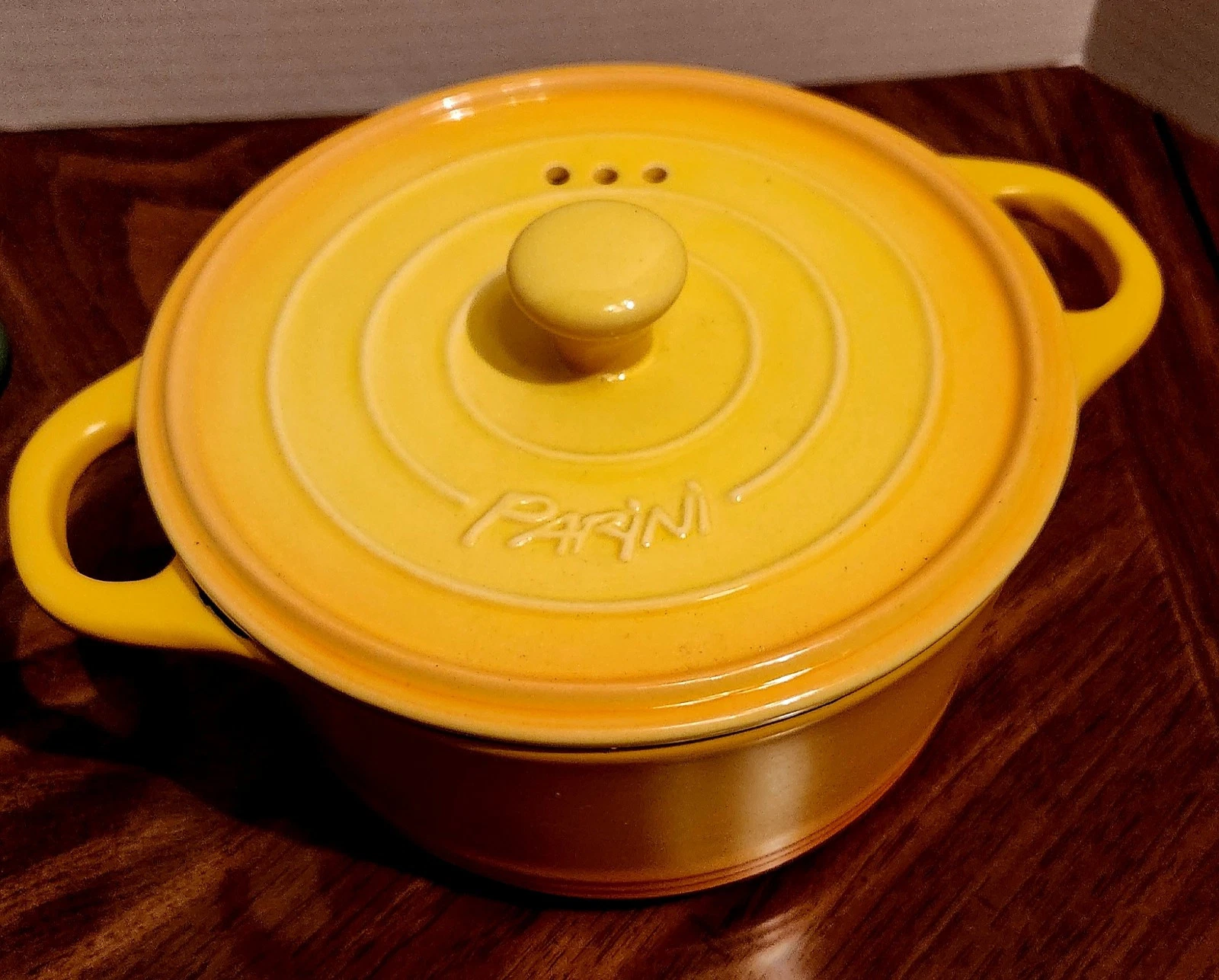 Parini 1.5 QT. Yellow Flameproof Casserole Pot Dish