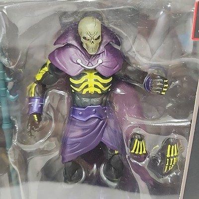 Masters of the Universe Masterverse Scare Glow Figure NEW