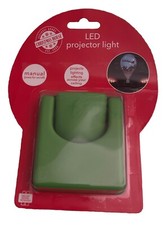 Christmas Santa s Sleigh Indoor Battery Operated Mini LED Projector Light NIP