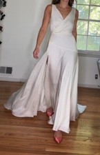 Fame & Partners Escala Dress, Formal Ivory gown with train, SZ 4