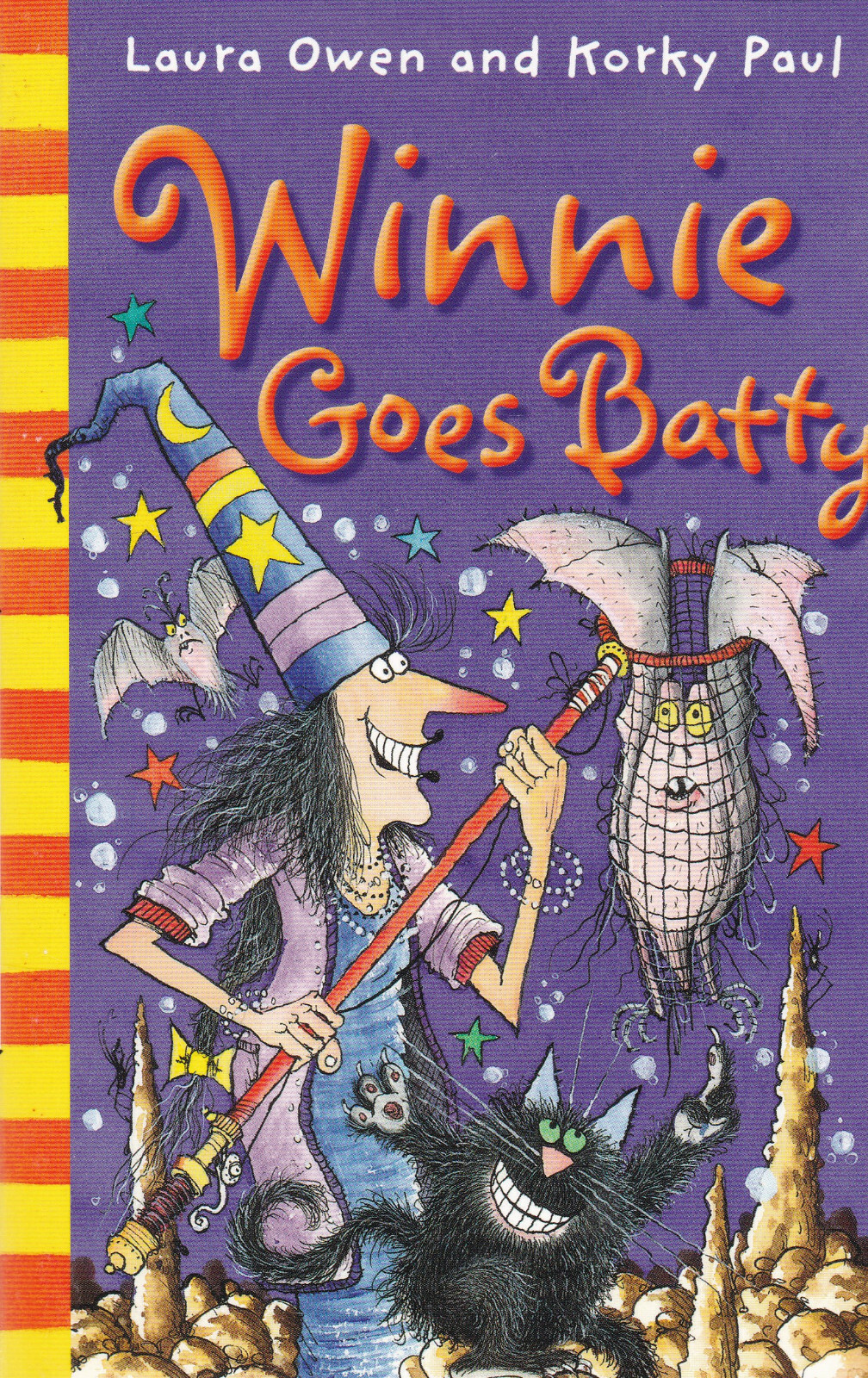 Winnie Goes Batty (Winnie the Witch) by Laura Owen (Paperback) New Book