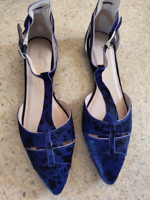 Nwb Very Volatile 7.5 Deep Blue Black Flats Leather Closed Toe Sandals Women