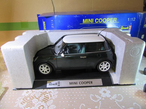 524Y Revell Metal 8450 China Mini Cooper 1997 Green 1:12 +Box - Picture 22 of 23