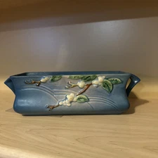 VTG Roseville Snowberry IWX Persian Blue Window Box Planter 11" W 3-1/4" Handles