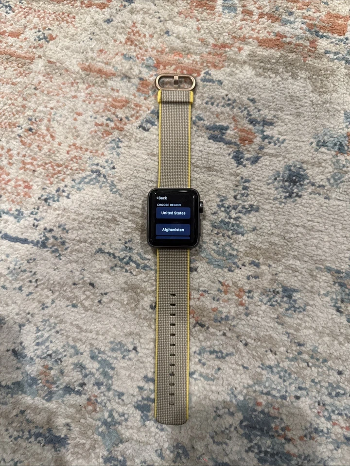 apple watch series 2 38mm Aluminum - Image 2 of 4
