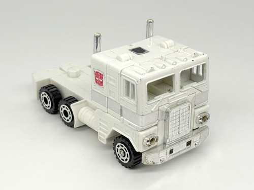 Vintage G1 Transformers ULTRA MAGNUS/KB Toys/UK version - 1986 Hasbro - Picture 9 of 9