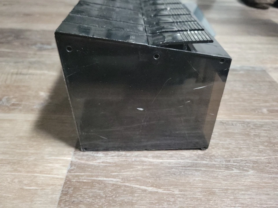 Soporte expulsable de videojuegos vintage para cartuchos Atari 2600 8 almacenamiento de juegos Foto 3 de 4