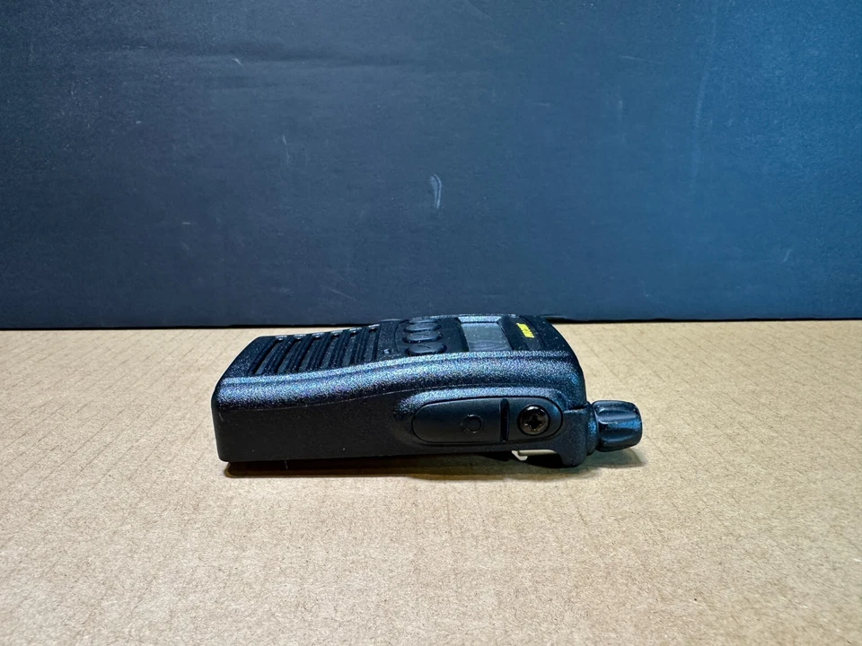 ​JOBCOM UHF MODEL JU-410 2-WAY RADIO Only-  Works Ships Fast!!! - Image 3 of 4