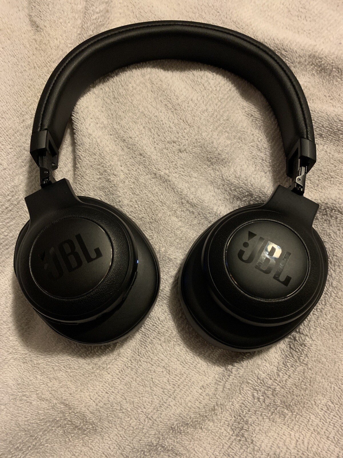 jbl duet nc headphones valued at $349.95 rrp