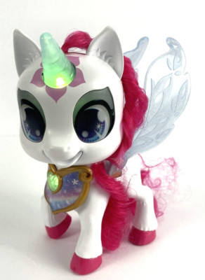 Vtech Sparklings MIA Color Changing Unicorn Toy Light up Heart Horn Eyes Wings