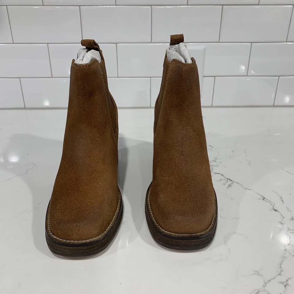 Diba | Bota Ser Eta Couro Camurça Marrom Salto Empilhado NOVA Puxada- Tamanho 6 - Imagem 2 de 4