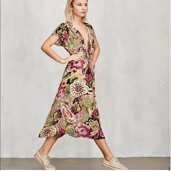 REFORMATION Floral Dress Size US 4P (Aus 8) Midi V-Neck #37954