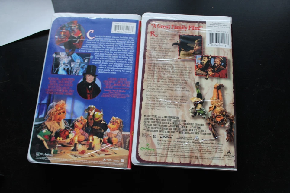 The Muppet Christmas Carol VHS 1993 Disney Jim Henson Treasure Island Lot - Image 3 of 3