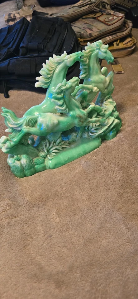 风水幸运绿色 3 跑马雕像 - 11 英寸长 - 无瑕 - 5 磅 — 第 4/4 张图片