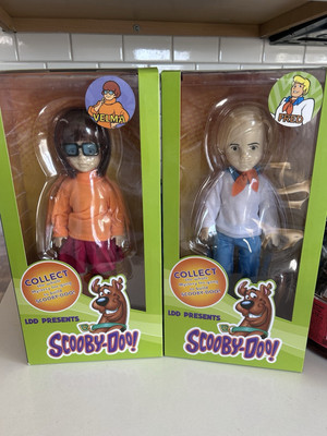 Living Dead Dolls Scooby-Doo & Mystery Inc BAF Fred & Velma Mezco Action Figures