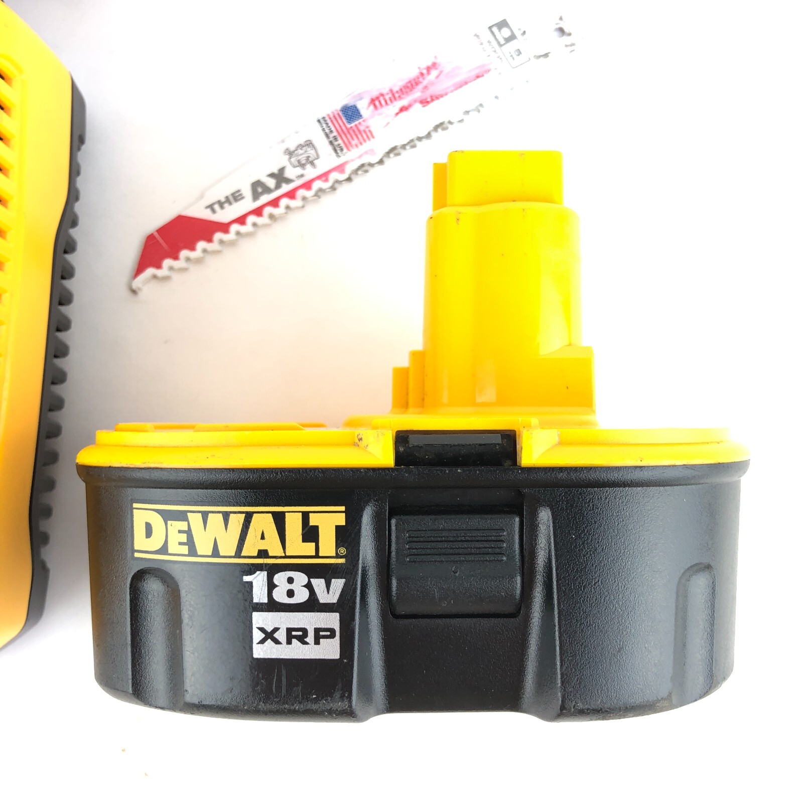 DeWalt 18V XRP Cordless Reciprocating Saw DC385 Variable Speed Batteries Charger eBay