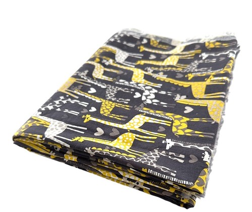 Giraffa Love Tessuto Giungla Grigio Giallo Animali Cuori Bambini Novità 1+Yd x 39"W - Foto 5 di 11