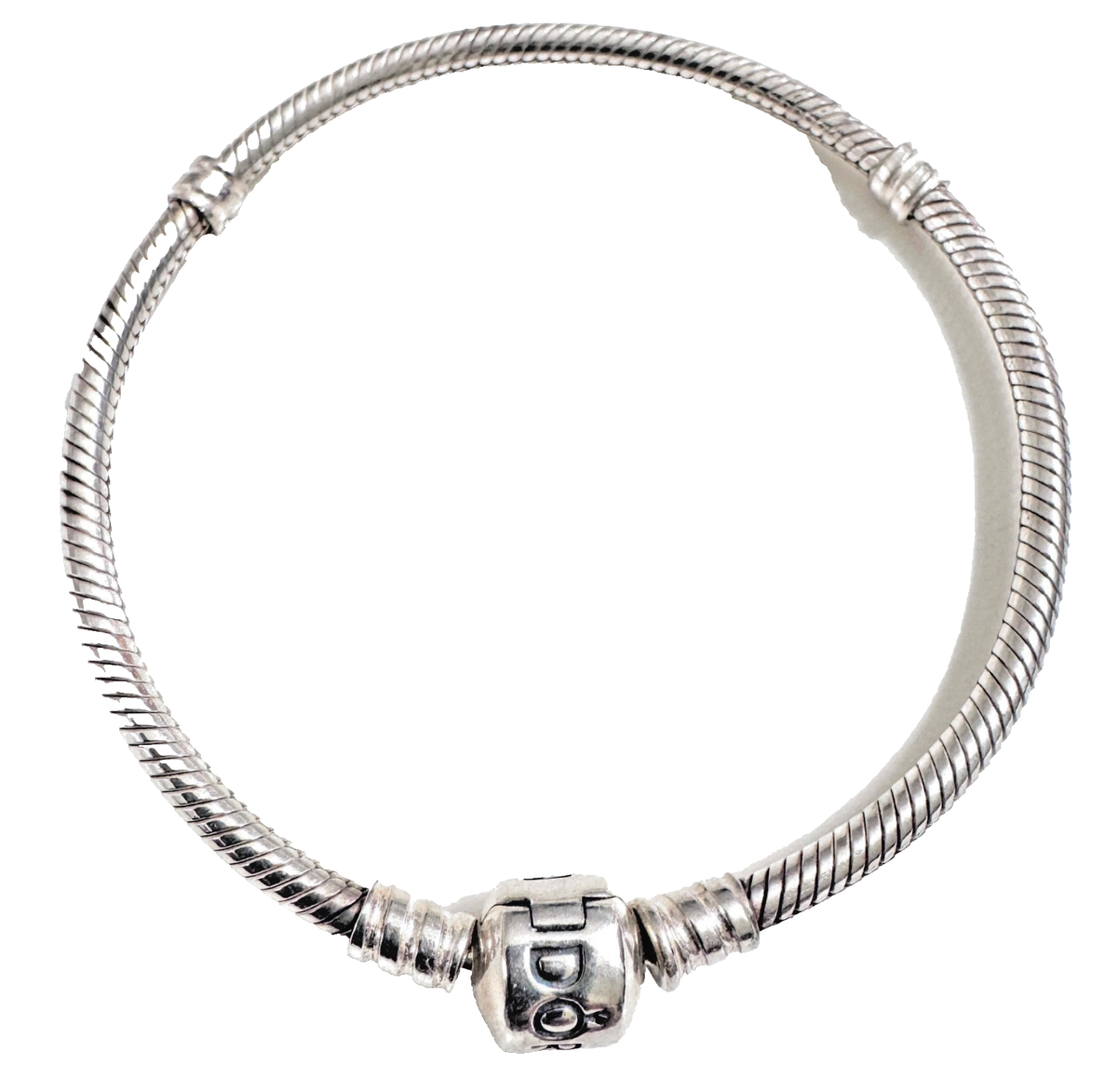 Authentic Pandora Moments Sterling Silver Bracelet 590702HV-19 cm