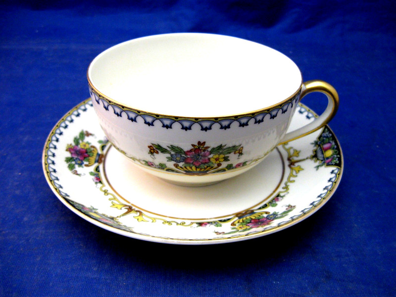 Vintage Noritake Ivory Tea cup & Saucer - "Colonade" - Beautiful!