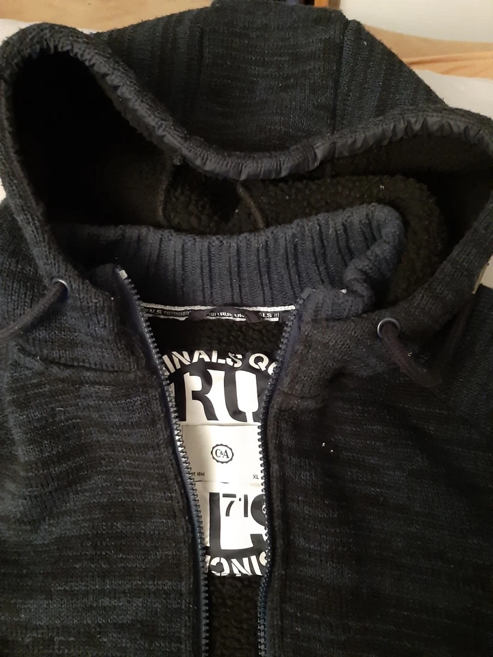 Jacke, dicke gefütterte Strickjacke, mit Kapuze, anthrazit, Gr. XL - Bild 2 von 4