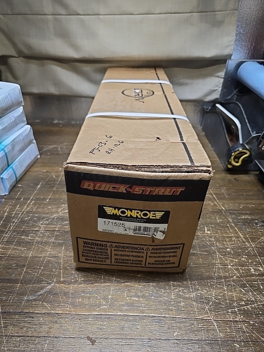 Monroe 171525 Quick-Strut Suspension Strut and Coil Spring