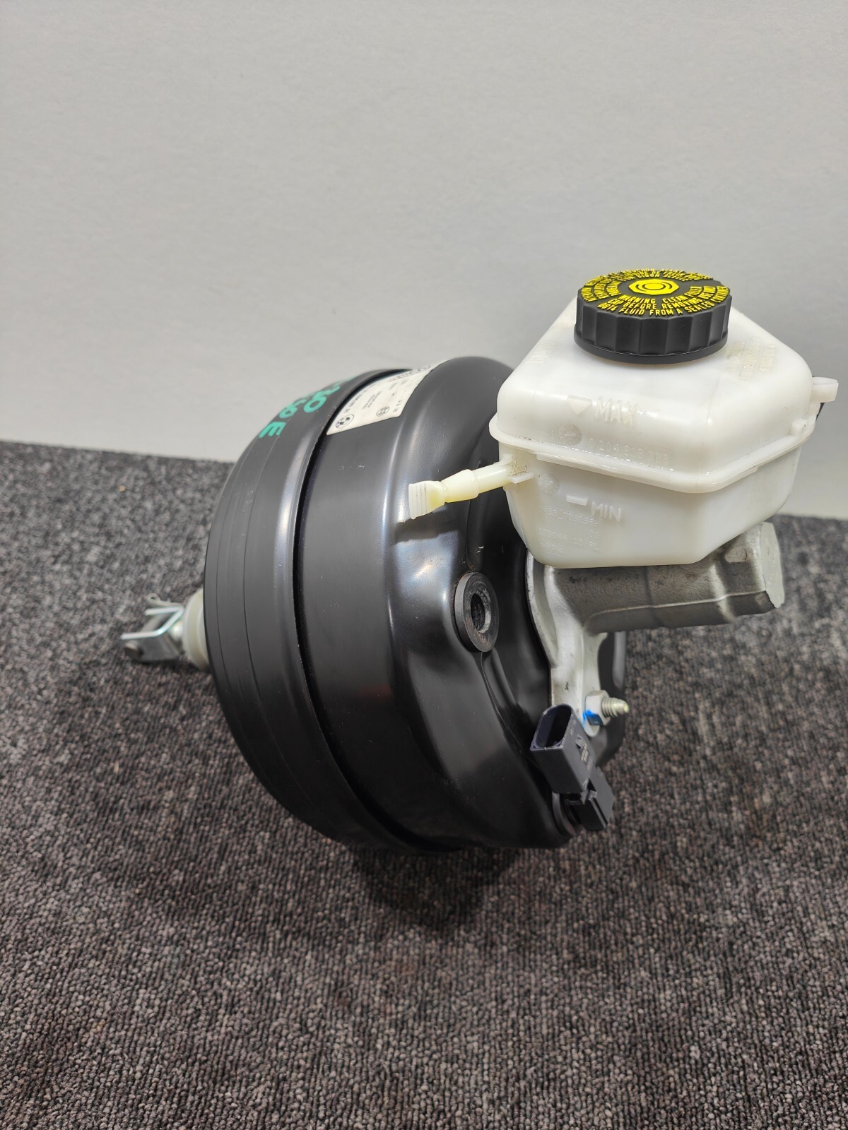 BMW 3 SERIES F30 330E HYBRID BRAKE SERVO & MASTER CYLINDER 6879650 