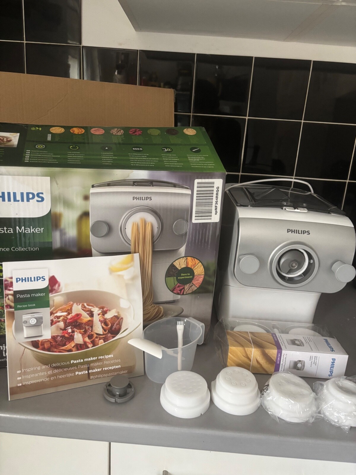 Machine à pâte Philips HR2375 électrique blanche pour fabriquer pâtes fraîches