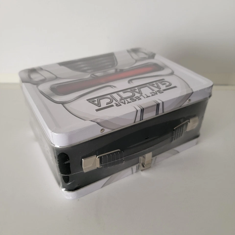 BATTLESTAR GALACTICA Cylon Tin Tote Set de Regalo SDCC 2012 Exclusivo LE 1500 Sellado Foto 4 de 4