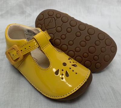 clarks cruising shoes