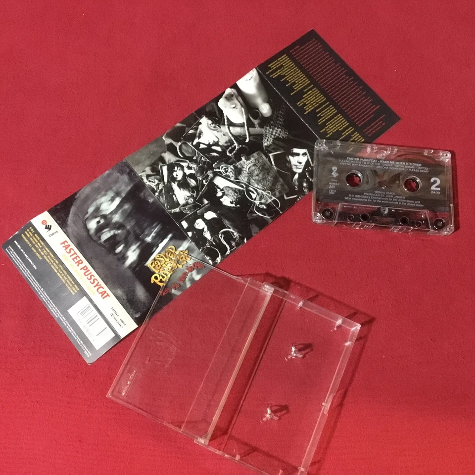 Faster Pussycat – Wake Me When It's Over  *1989:Elektra Cassette 9 60883-4 (EX) Foto 3 de 4
