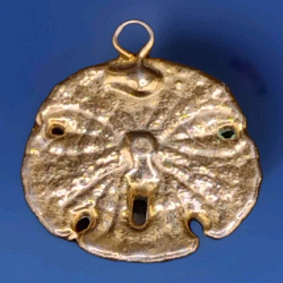 Dije colgante concha de dólar de arena real esmaltado y chapado en oro de 1,25" usado en excelente estado Foto 2 de 4