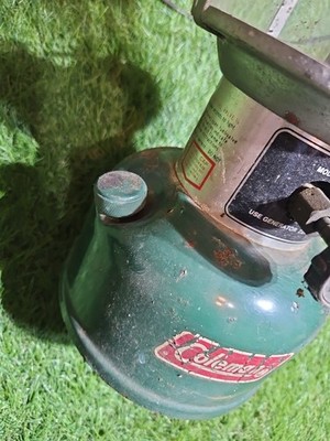 Vintage Coleman Lantern Model 220k Green 14