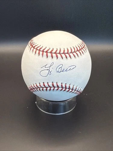 Yogi Berra STEINER Signed Official Major League Baseball