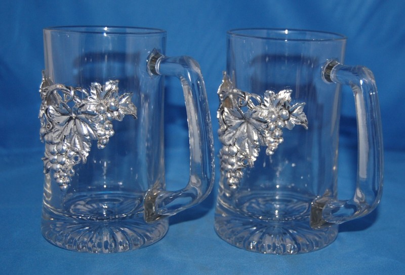 Two Arthur Court beer mugs in the Grape pattern