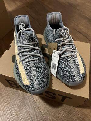 Adidas Yeezy Boost 350 V2 Ash Blue 2021 GY7657 Mens Sz 9, 100