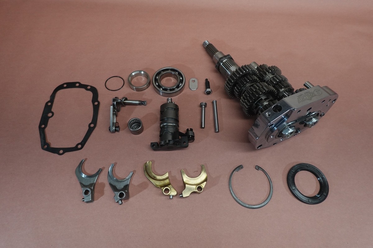 01-06 Harley Davidson Electra Glide FLHTCUI Ultima Speed Tranny