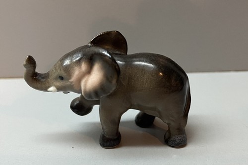 Vintage Hagen Renaker Elephant Figure - Picture 4 of 8