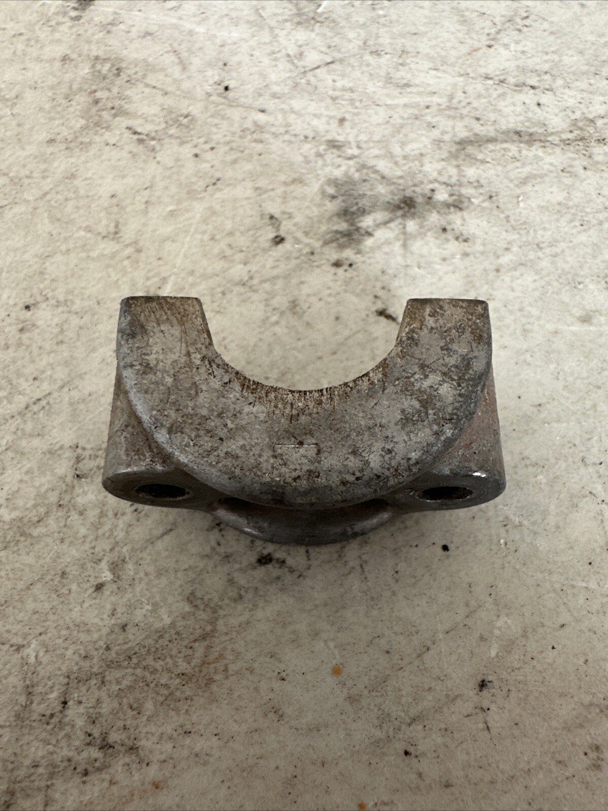 OEM Ferrari 206 246 Fiat Dino 2.0L Rear Camshaft Bearing Cap 4146774