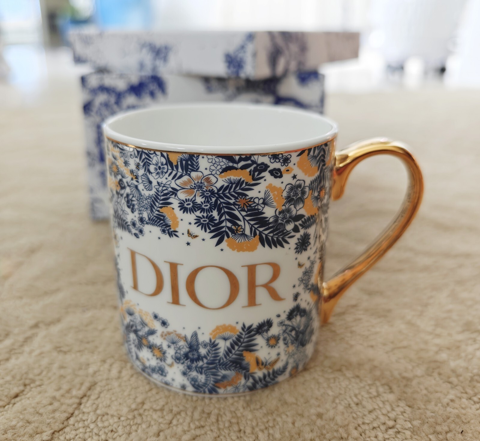 dior travel mug