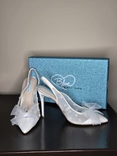 Betsey Johnson White Bridal Slingback Pumps New With Box
