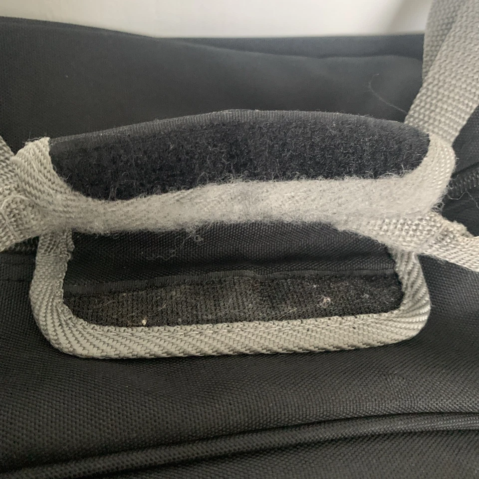 Coca Cola Duffel Tote Travel Bag Black Gray 17x9x10 Shoulder Strap Pockets 2010 - Image 4 of 4